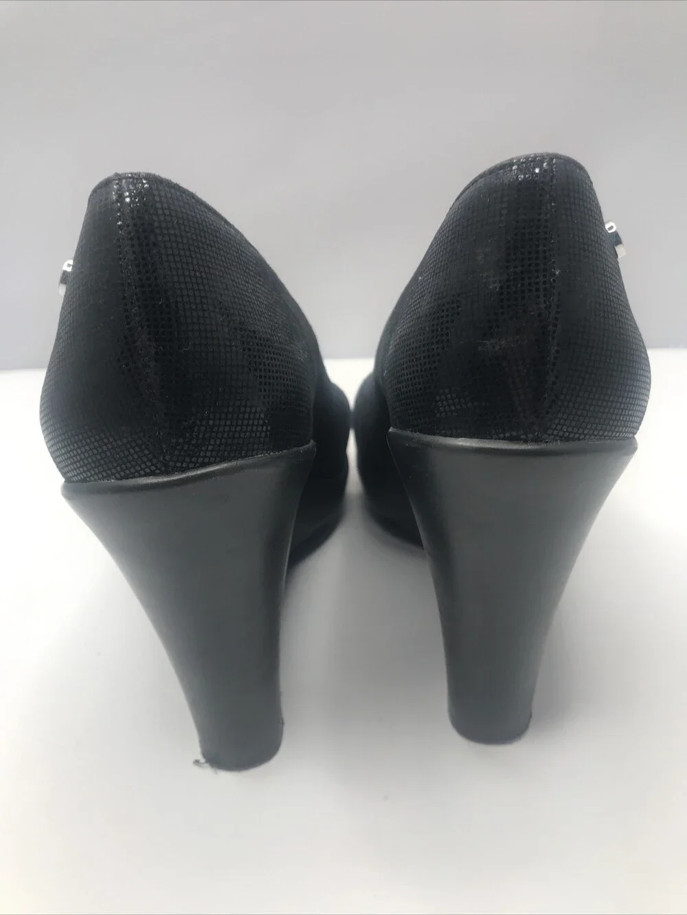 CALVIN KLEIN Women's Black Roze Mini Square Print Peep Toe Wedge Pumps Size 8.5M